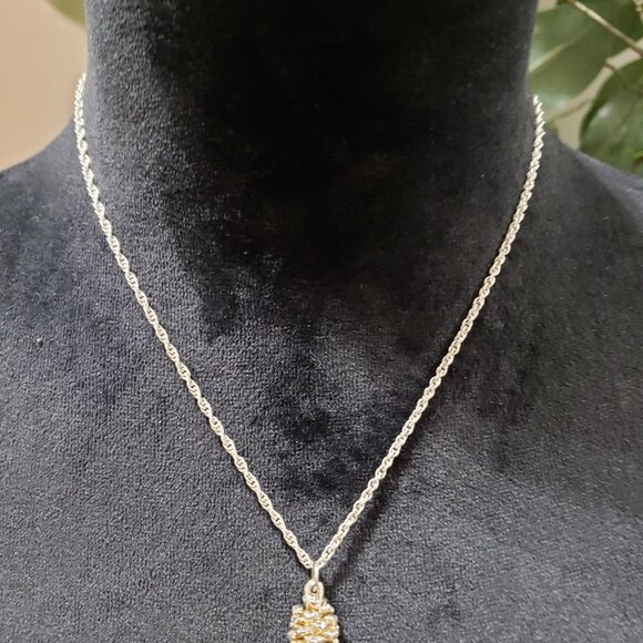 Womens Fashion Gold Tone Pinecone Pendant Collar Necklace with Lobster Clasp - Picture 2 of 5